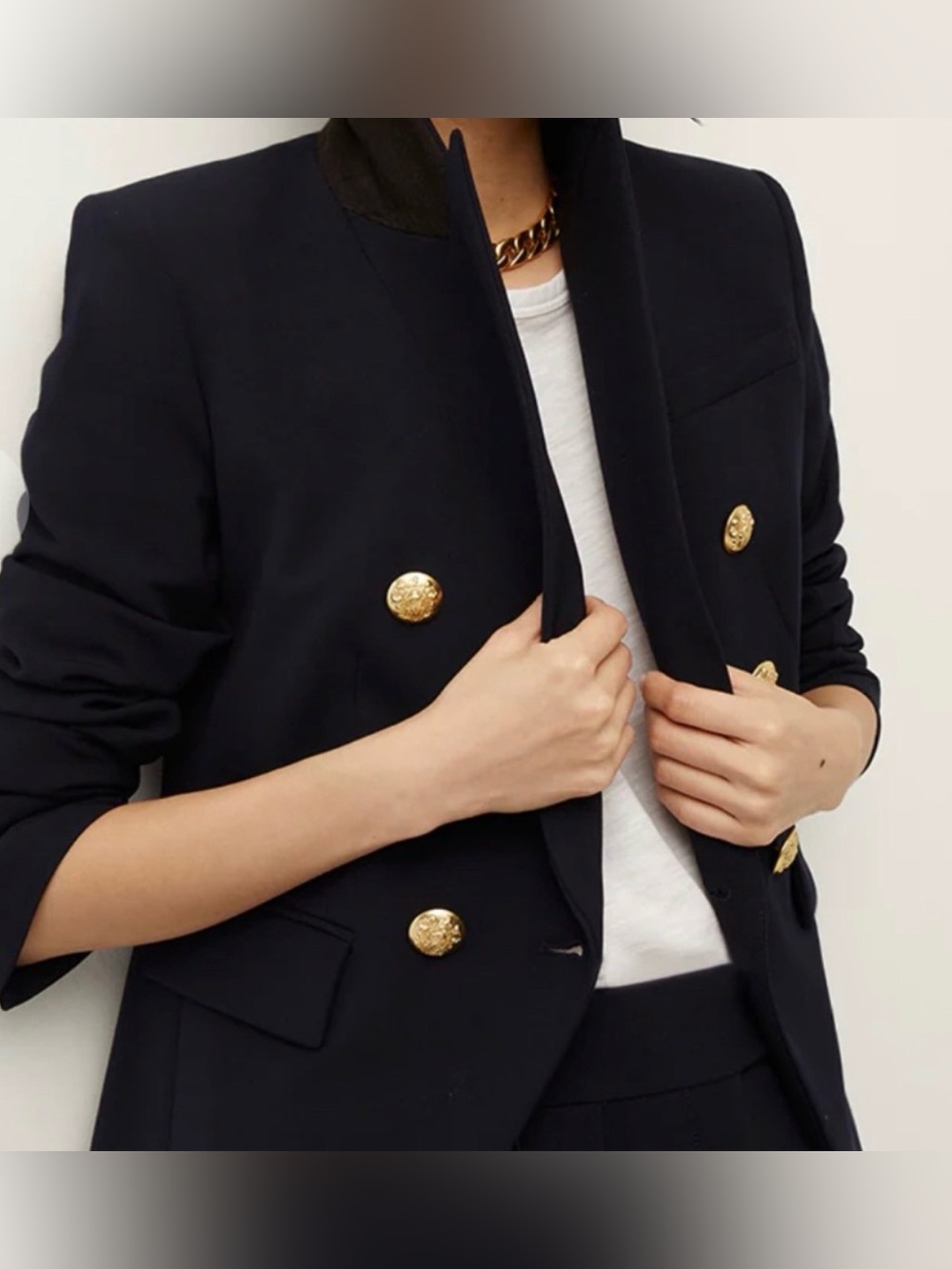 Veronica Beard Miller veronica beard blazer.
Miller Dickey Jacket no tag